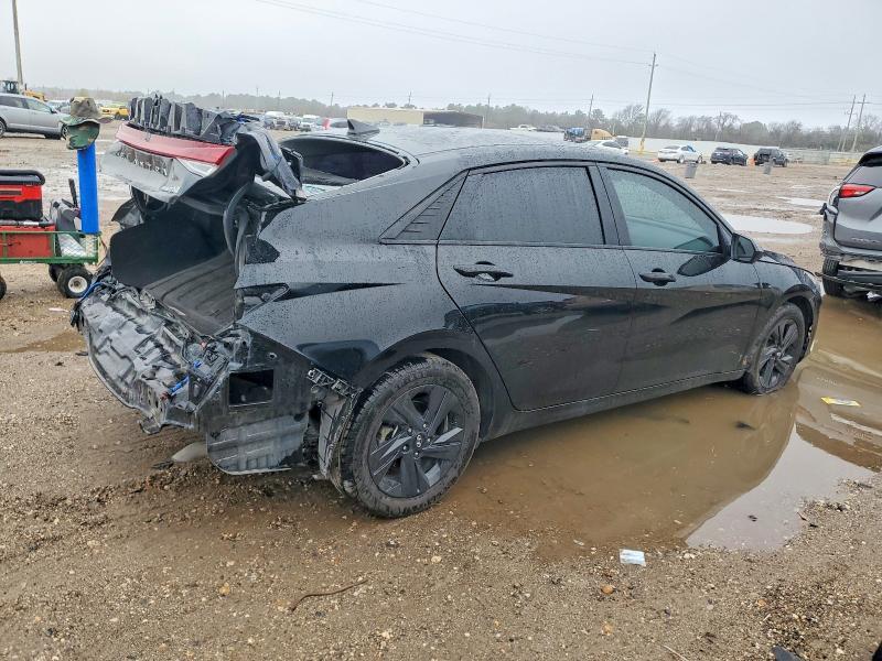 2022 Hyundai Elantra Blue