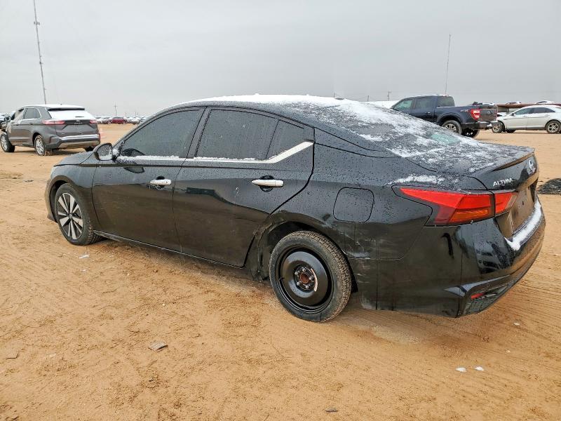 2021 Nissan Altima sv