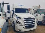 2018 Freigliner 2018 Freightliner Cascadia 126 Semi Truck