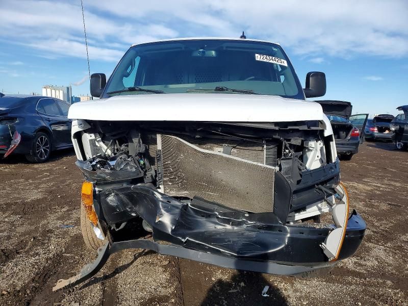 2024 Chevrolet Express G3500