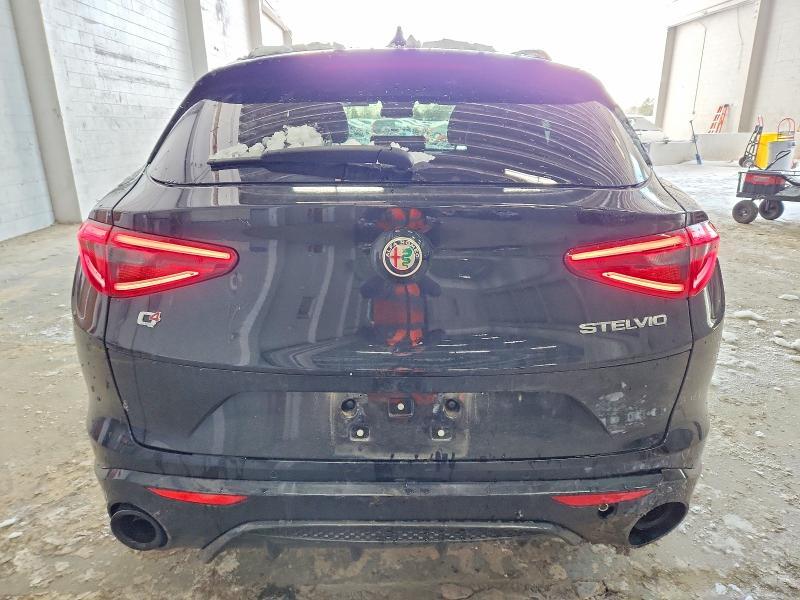 2023 Alfa Romeo Stelvio ti