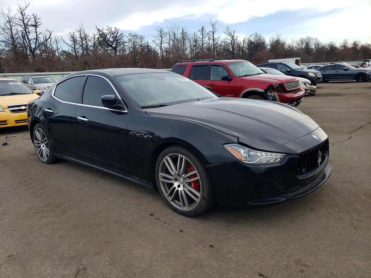 2016 Maserati Ghibli s