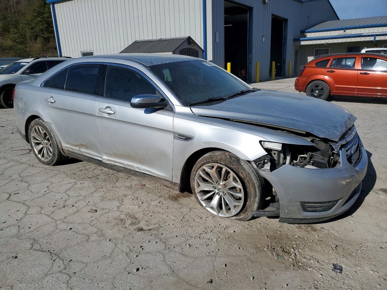 2014 Ford Taurus Limited