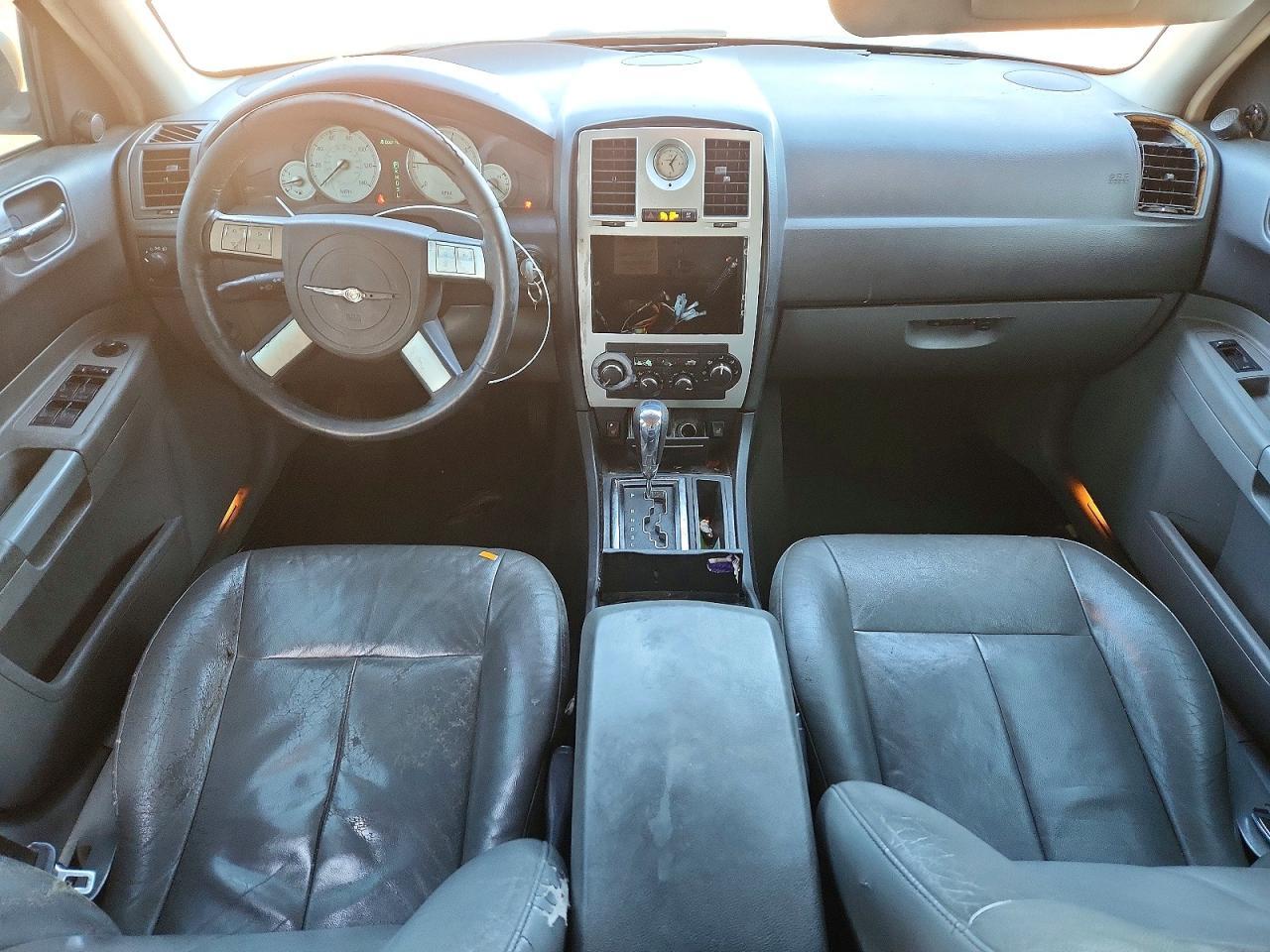 2005 Chrysler 300 Touring