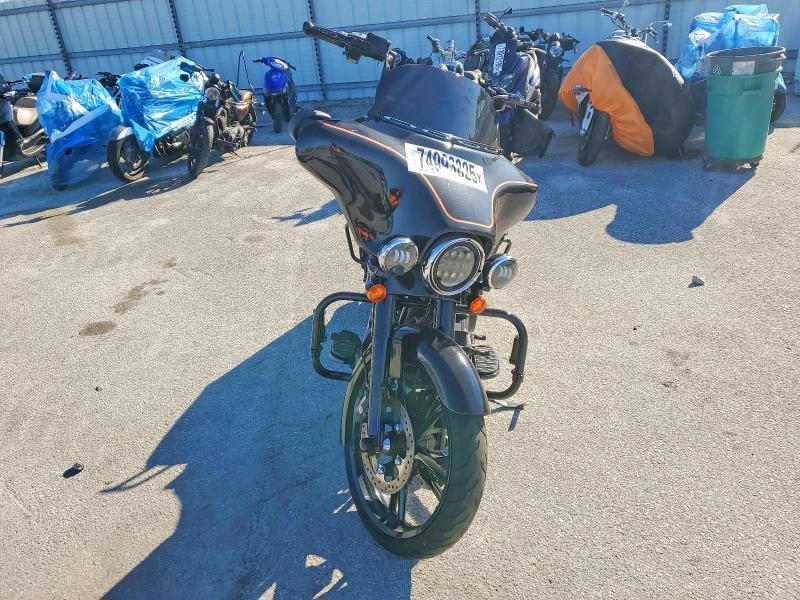 2008 Harley-Davidson Flhx 105TH Anniversary Edition