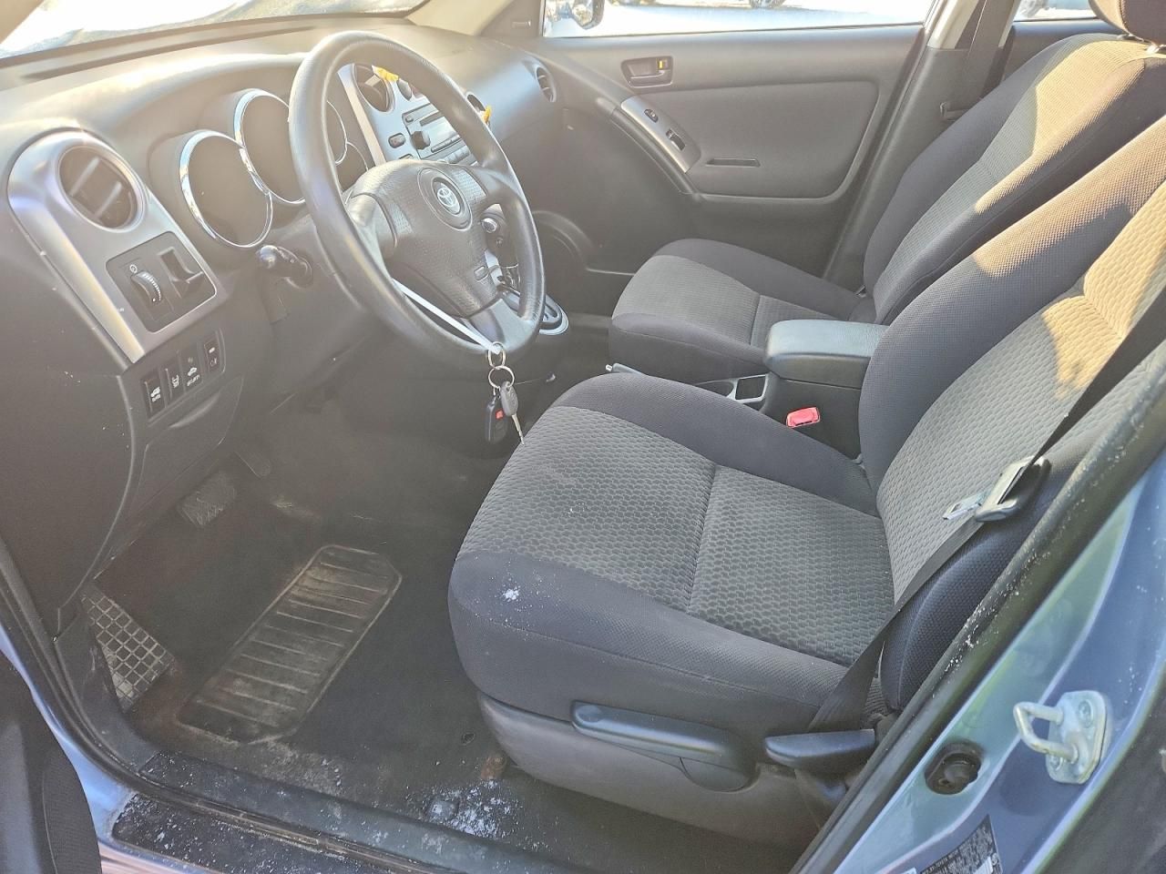 2006 Toyota Corolla Matrix Base