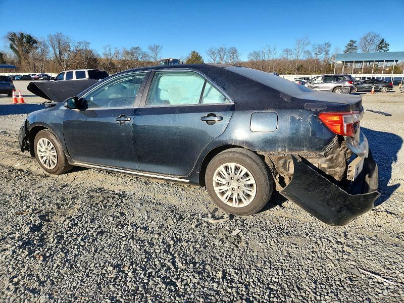 2013 Toyota Camry le