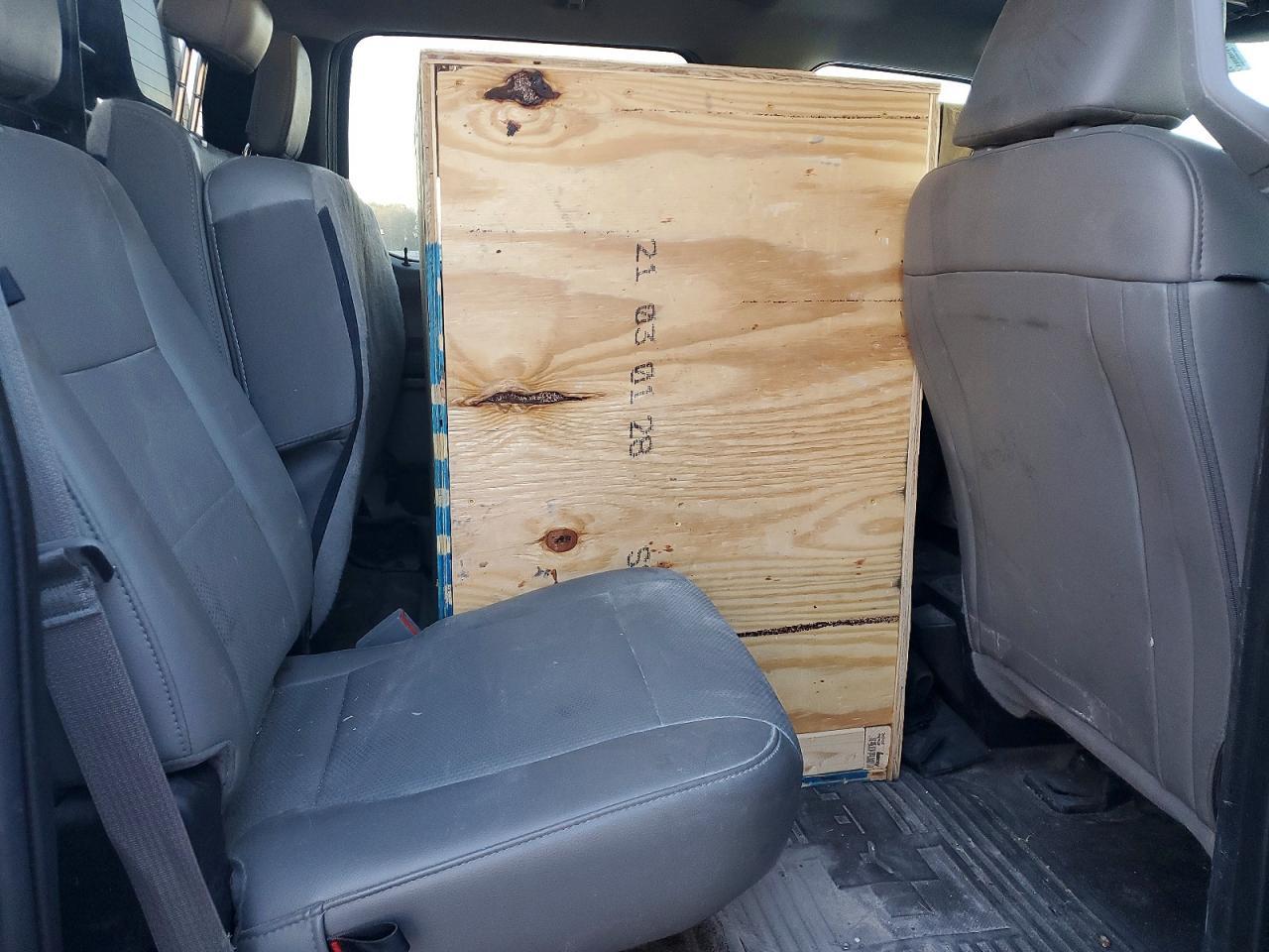2019 Ford F250 Super Duty Flatbed Truck