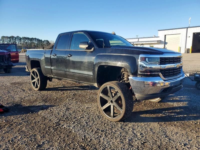 2018 Chevrolet Silverado K1500 lt