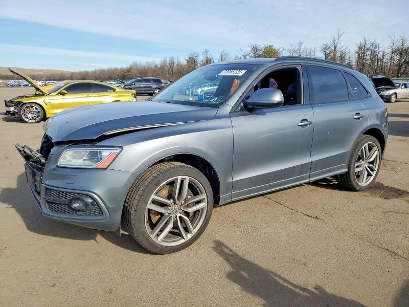 2016 Audi SQ5 Premium Plus