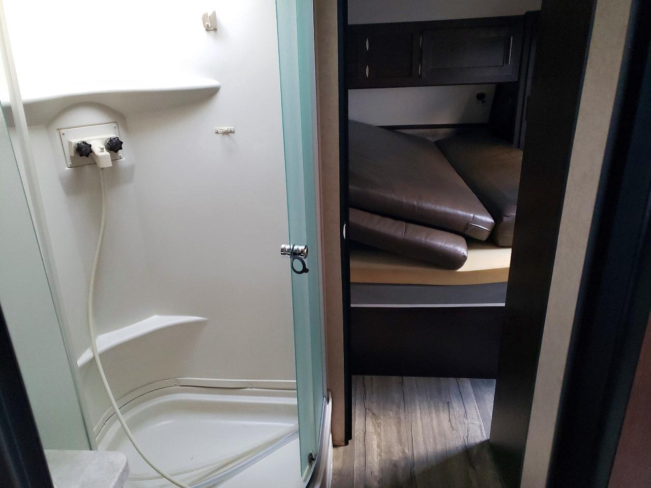 2018 Sandstorm Grey Wolf