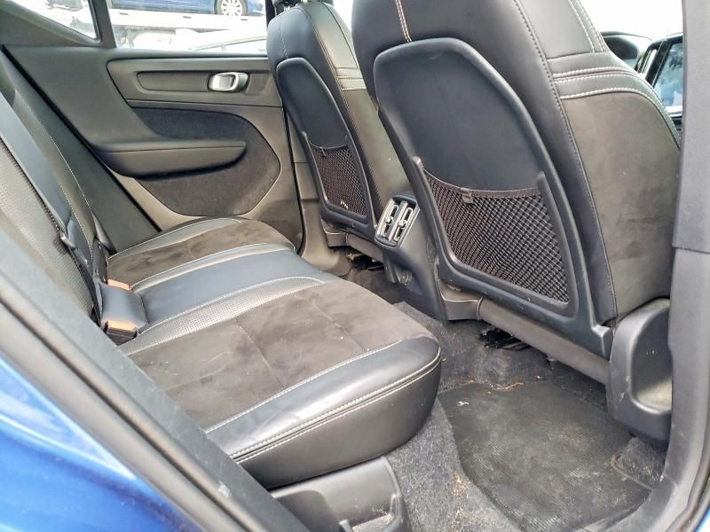 2019 Volvo Xc40 T5 Momentum