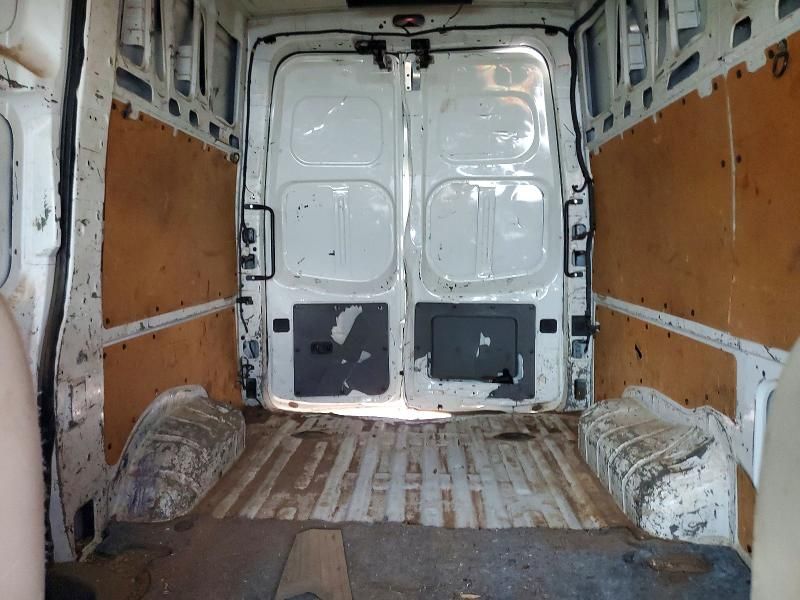 2016 Nissan NV 2500 S