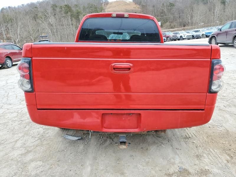 2000 Dodge Dakota Quattro