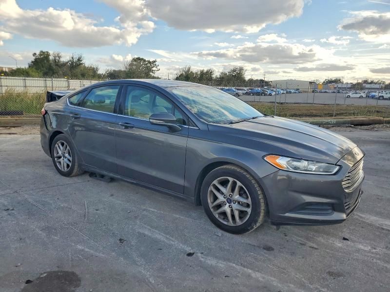 2016 Ford Fusion se
