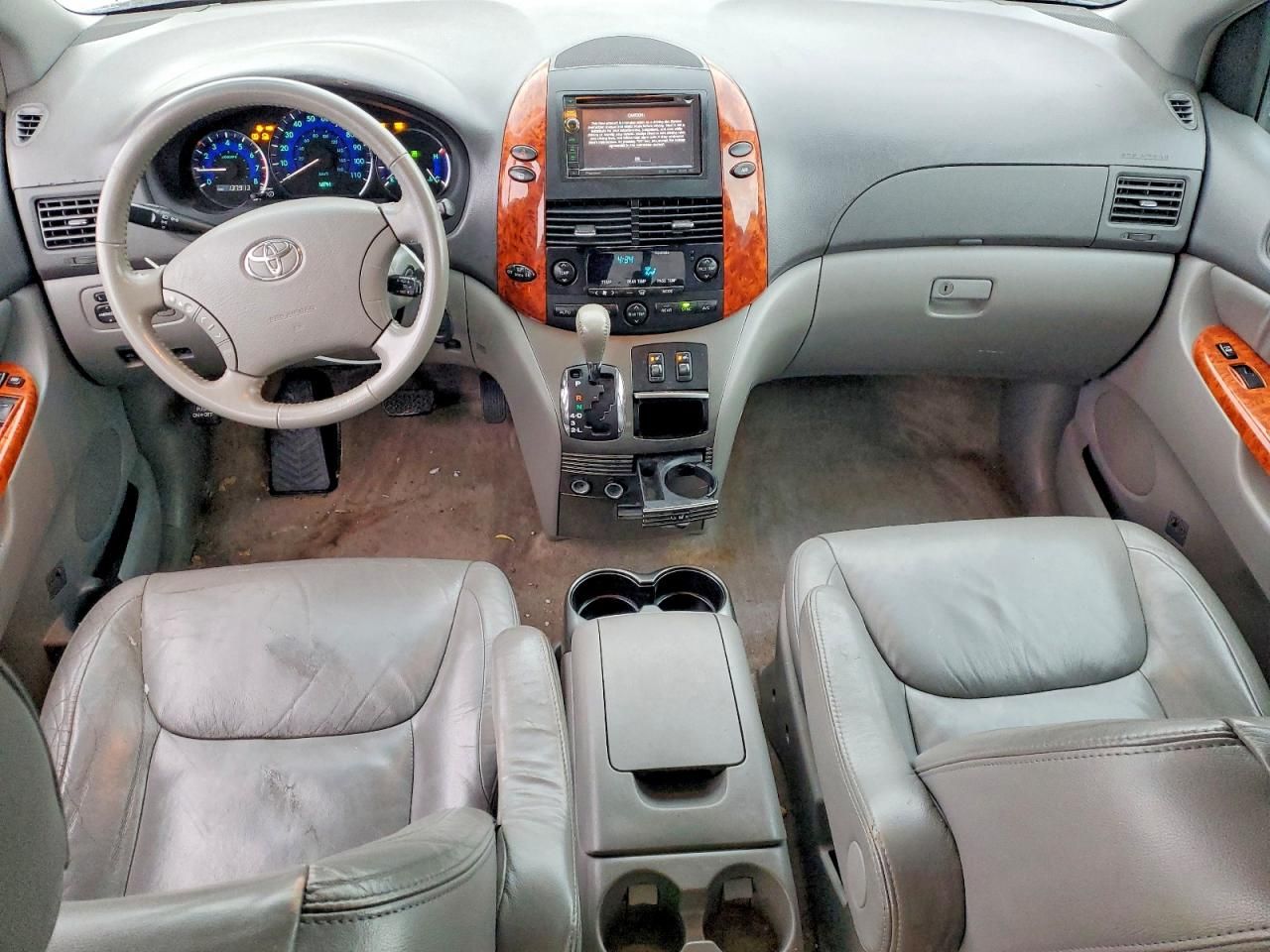 2008 Toyota Sienna xle