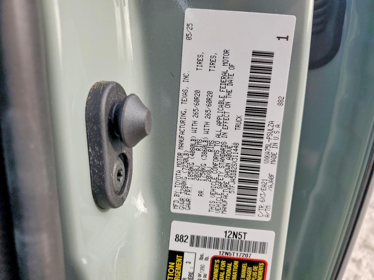 2025 Toyota Tundra Crewmax Limited