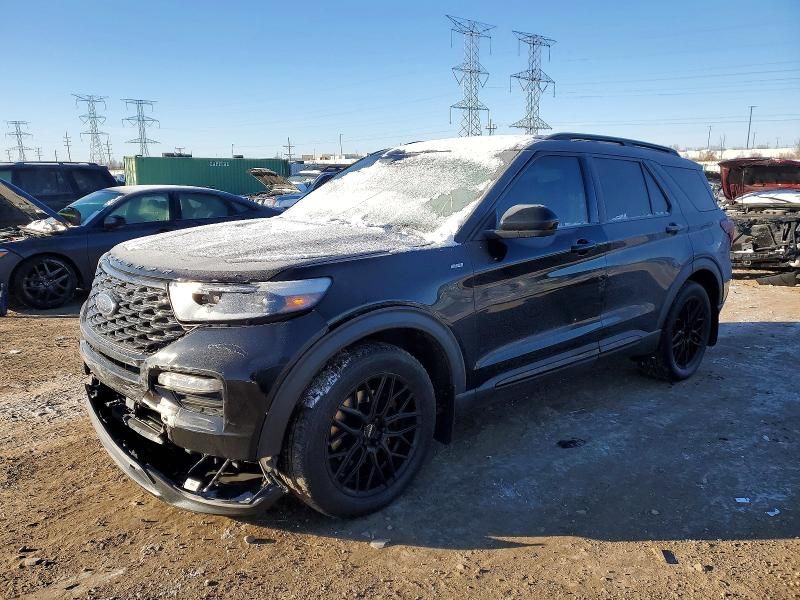 2022 Ford Explorer St-line