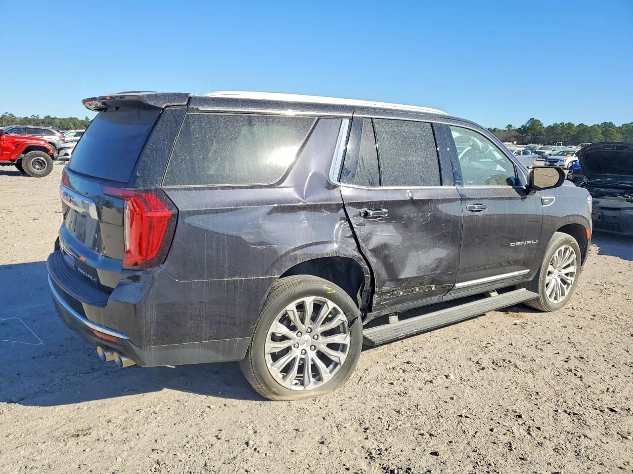 2023 GMC Yukon Denali