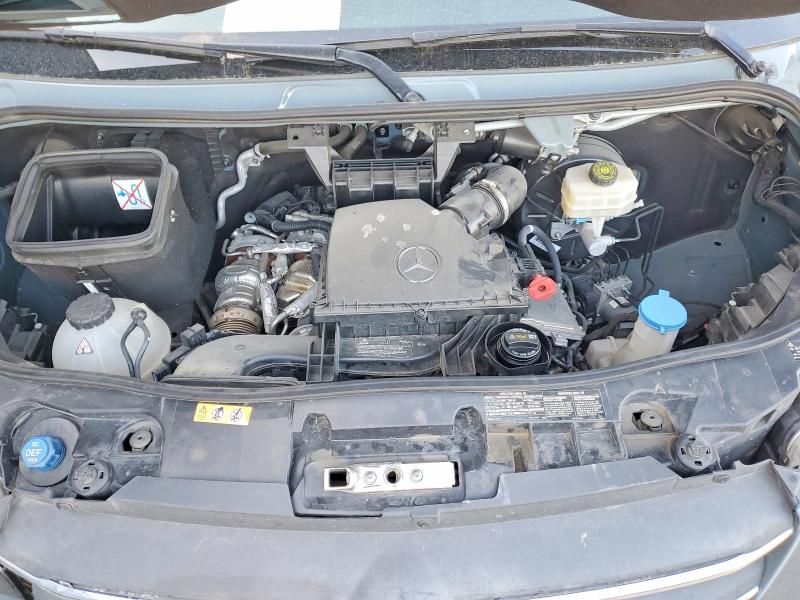 2023 Mercedes-Benz 2023 Mercedes Benz Sprinter 2500 Delivery van