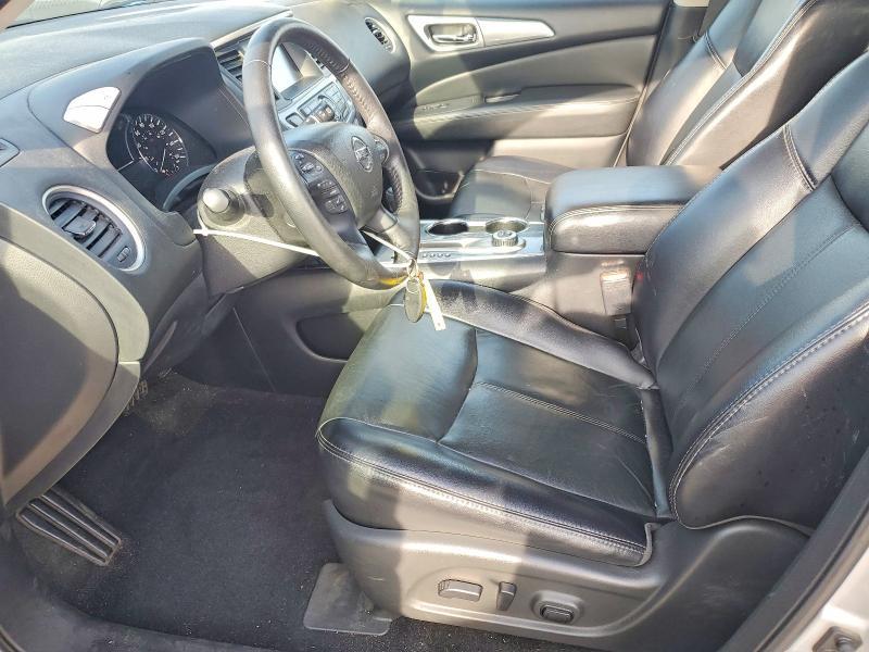 2020 Nissan Pathfinder sl