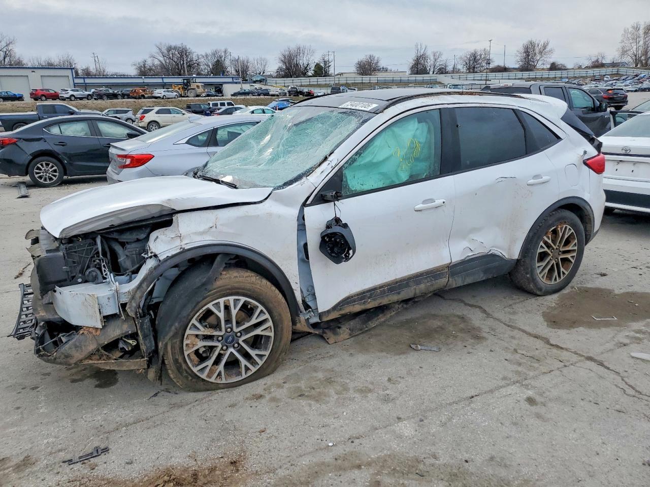2020 Ford Escape sel