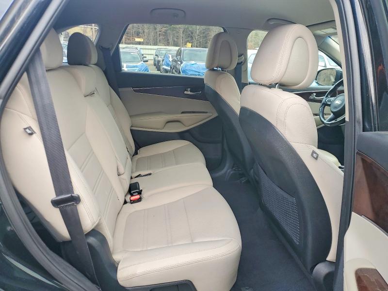 2016 KIA Sorento lx