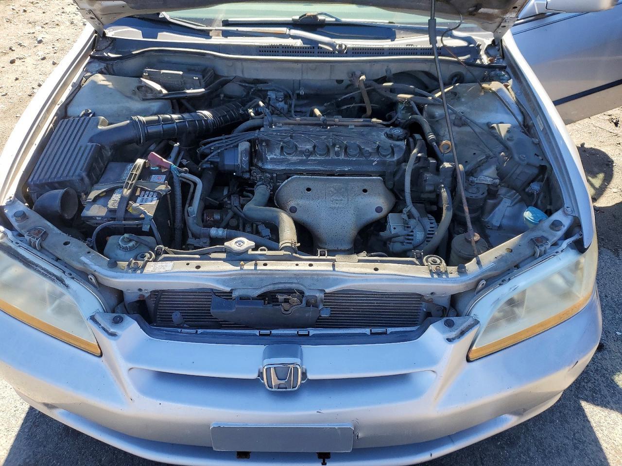 1999 Honda Accord lx