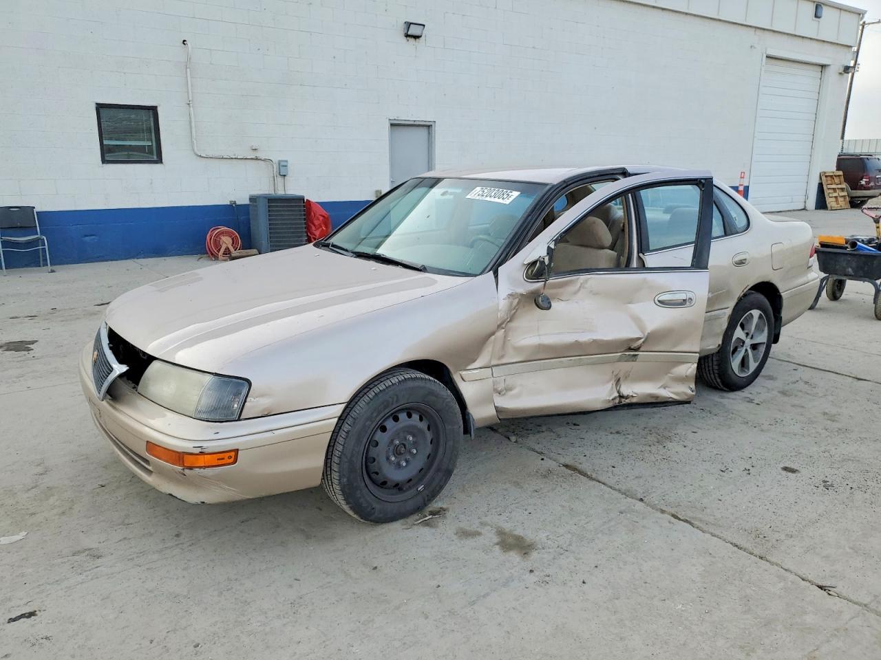 1996 Toyota Avalon xl