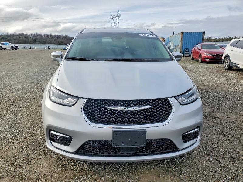 2022 Chrysler Pacifica Hybrid Limited