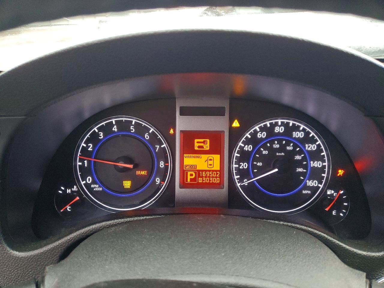 2012 Infinity G37 Sedan x