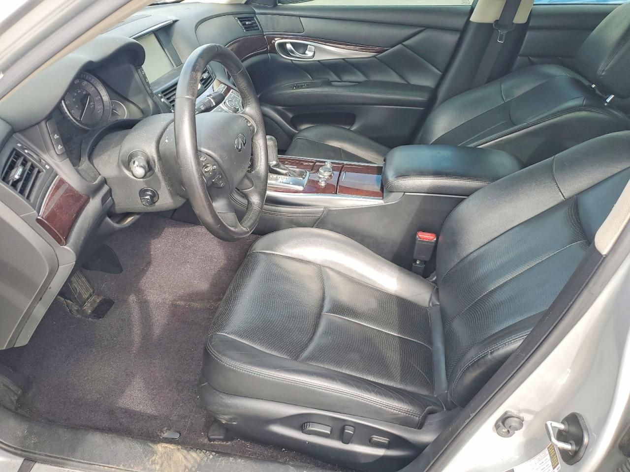 2017 Infiniti Q70 3.7