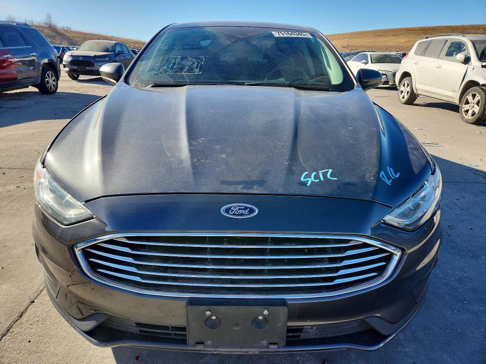 2020 Ford Fusion se
