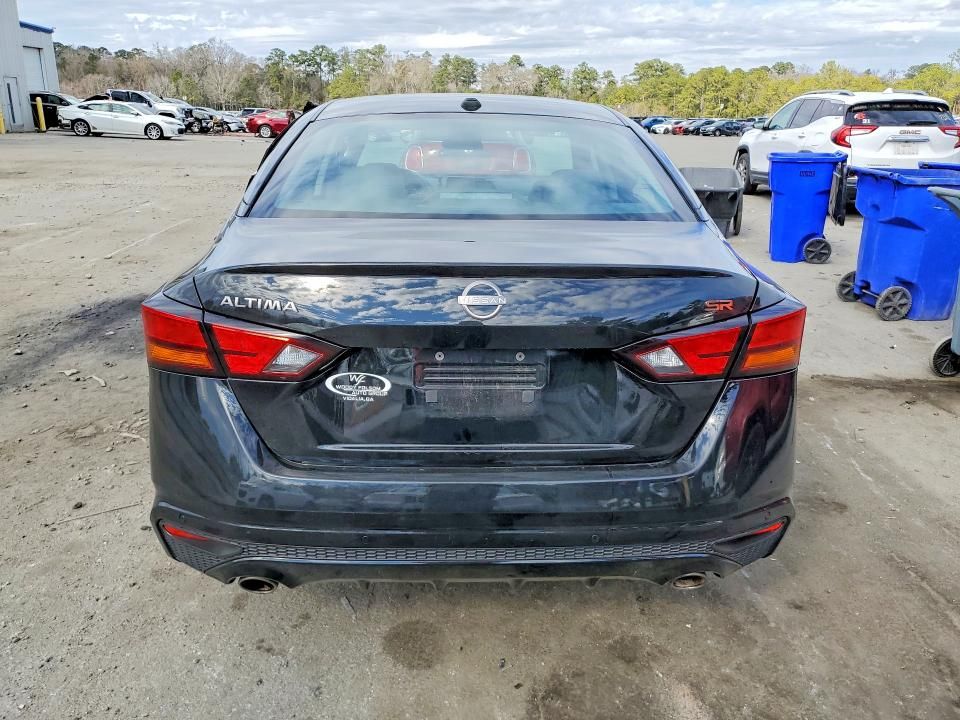 2024 Nissan Altima 2.5 sr