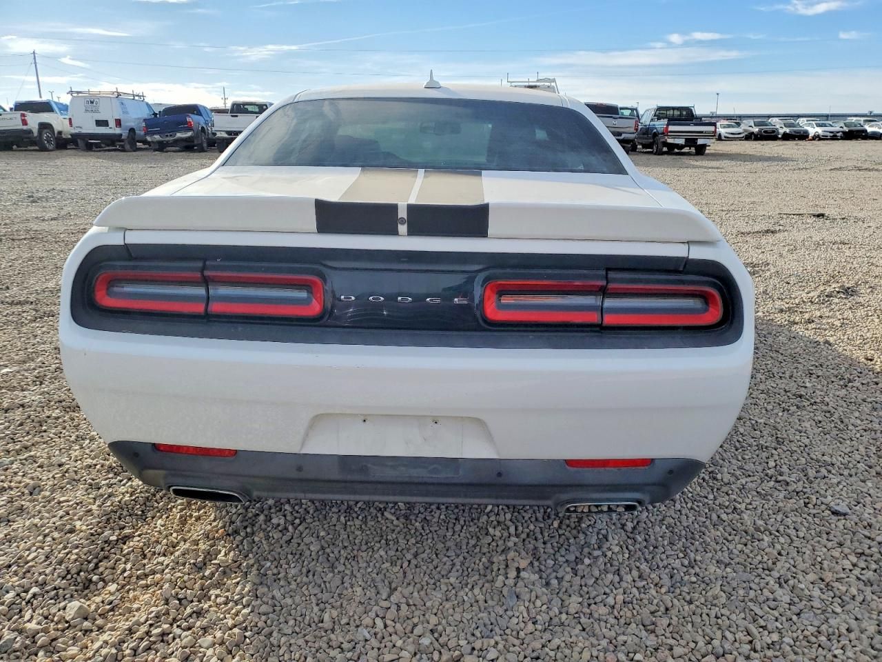 2015 Dodge Challenger sxt Plus