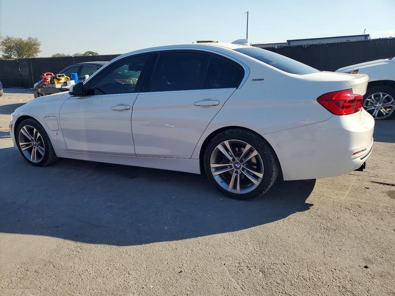 2018 BMW 330e