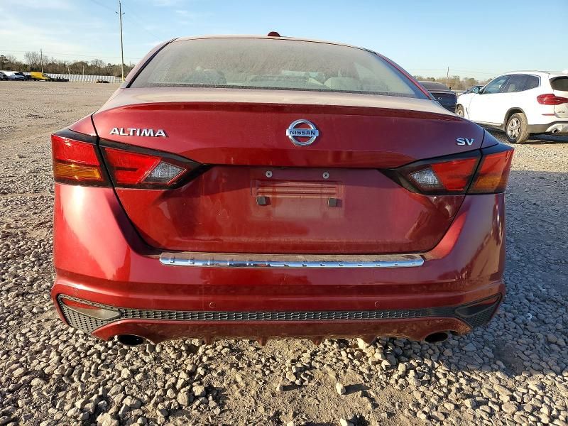 2022 Nissan Altima sv