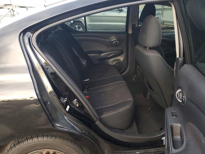 2016 Nissan Versa 1.6 sv