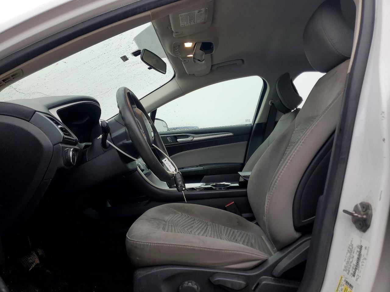 2016 Ford Fusion s
