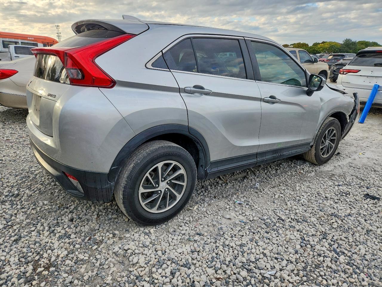 2020 Mitsubishi Eclipse Cross es