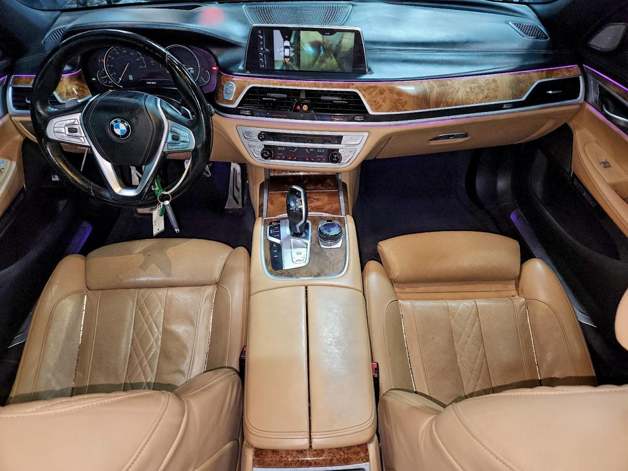 2017 BMW 750 xi