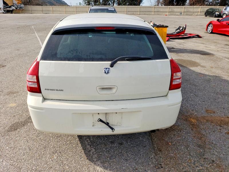 2005 Dodge Magnum