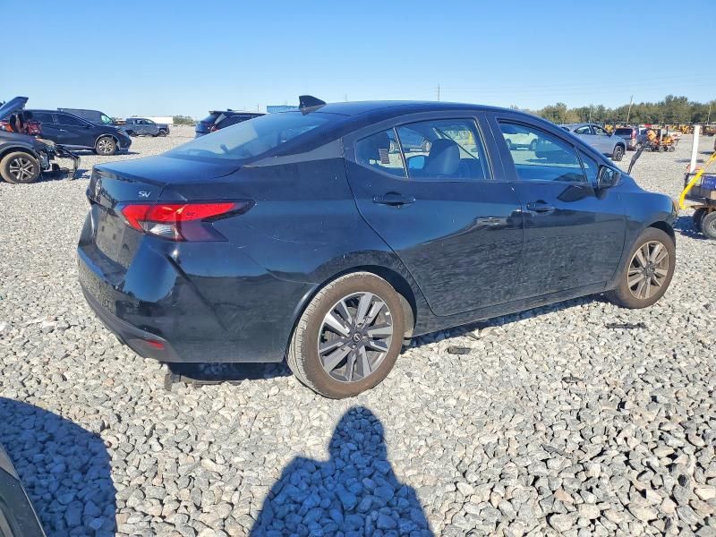2023 Nissan Versa sv