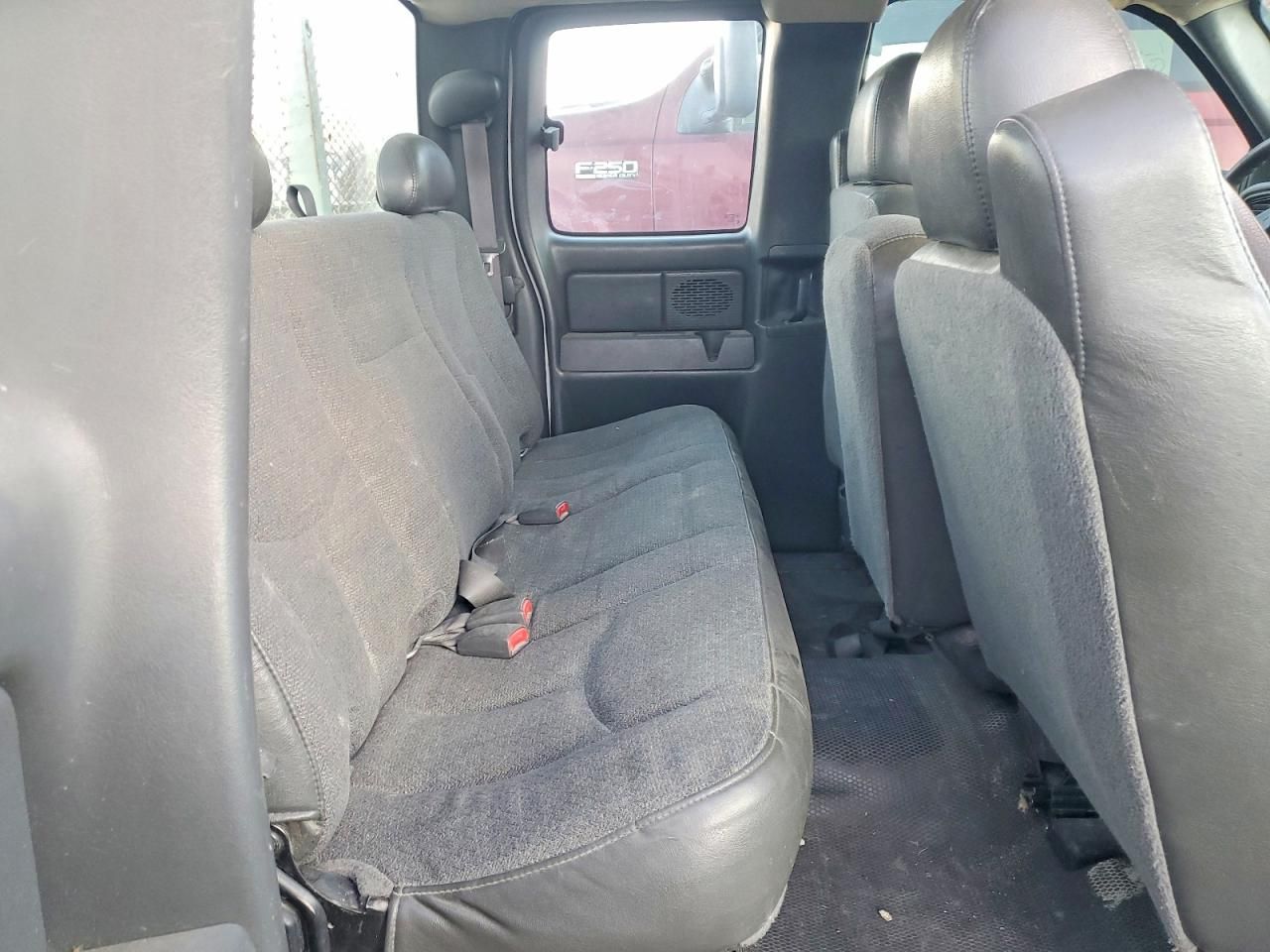 2005 GMC New Sierra C3500