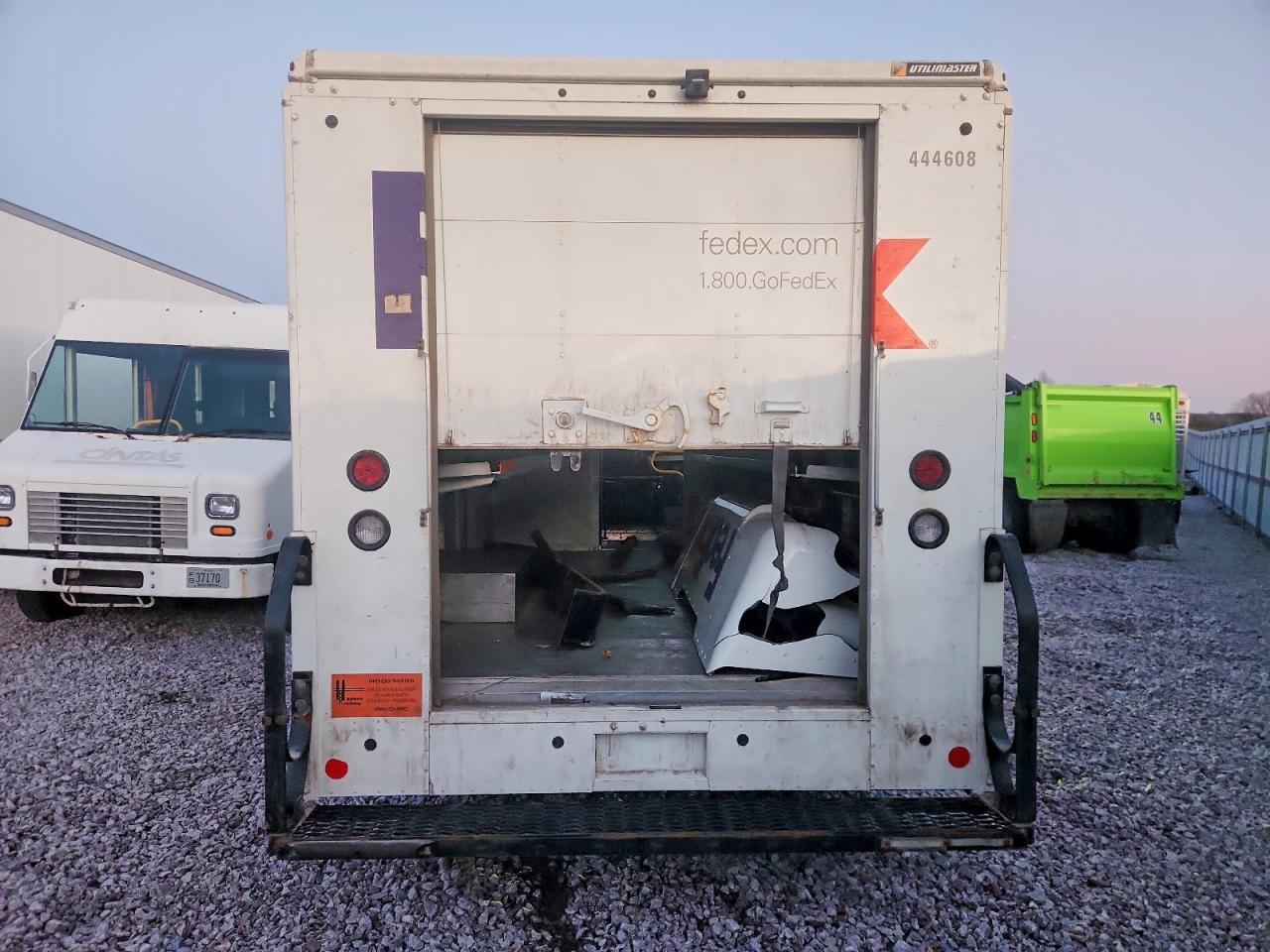 2021 Ford E450 Delivery Truck