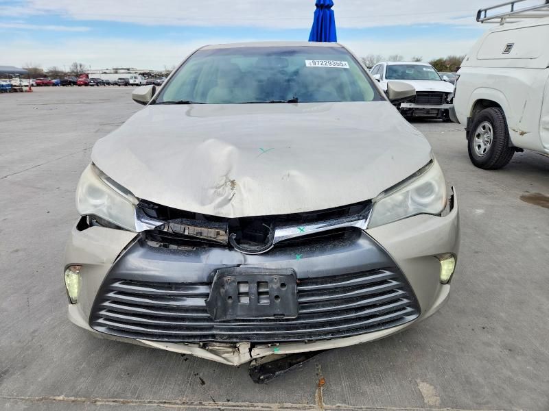 2017 Toyota Camry le