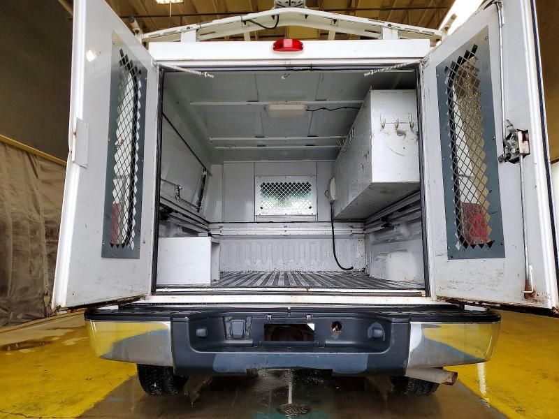 2008 Chevrolet Silverado Utility / Service Truck