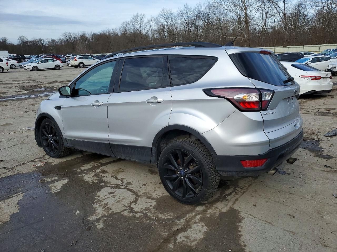 2018 Ford Escape se