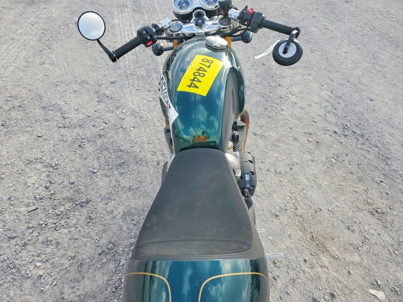 2025 Triumph Thruxton RS