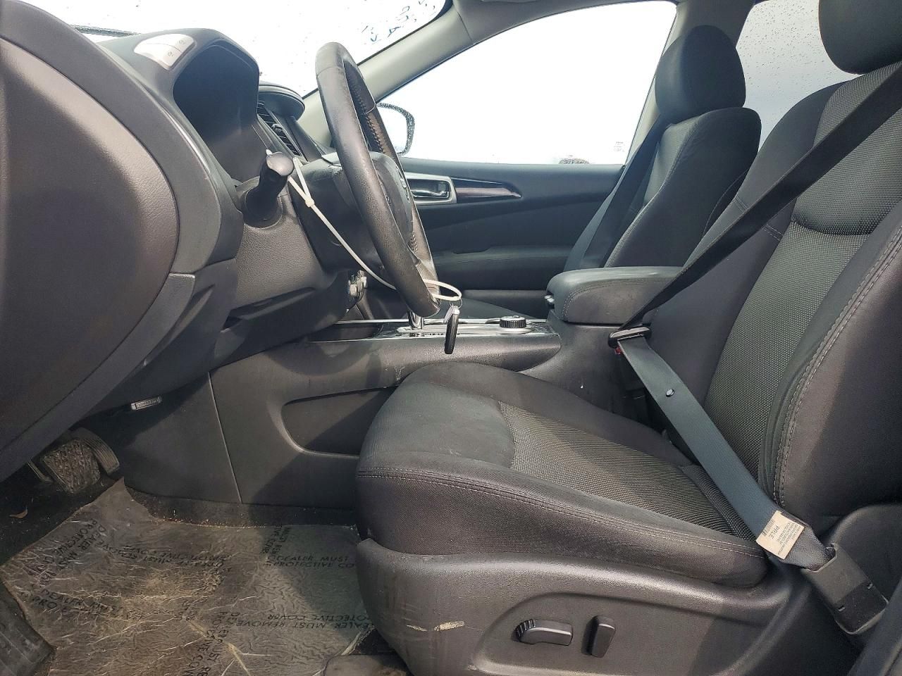 2017 Nissan Pathfinder s